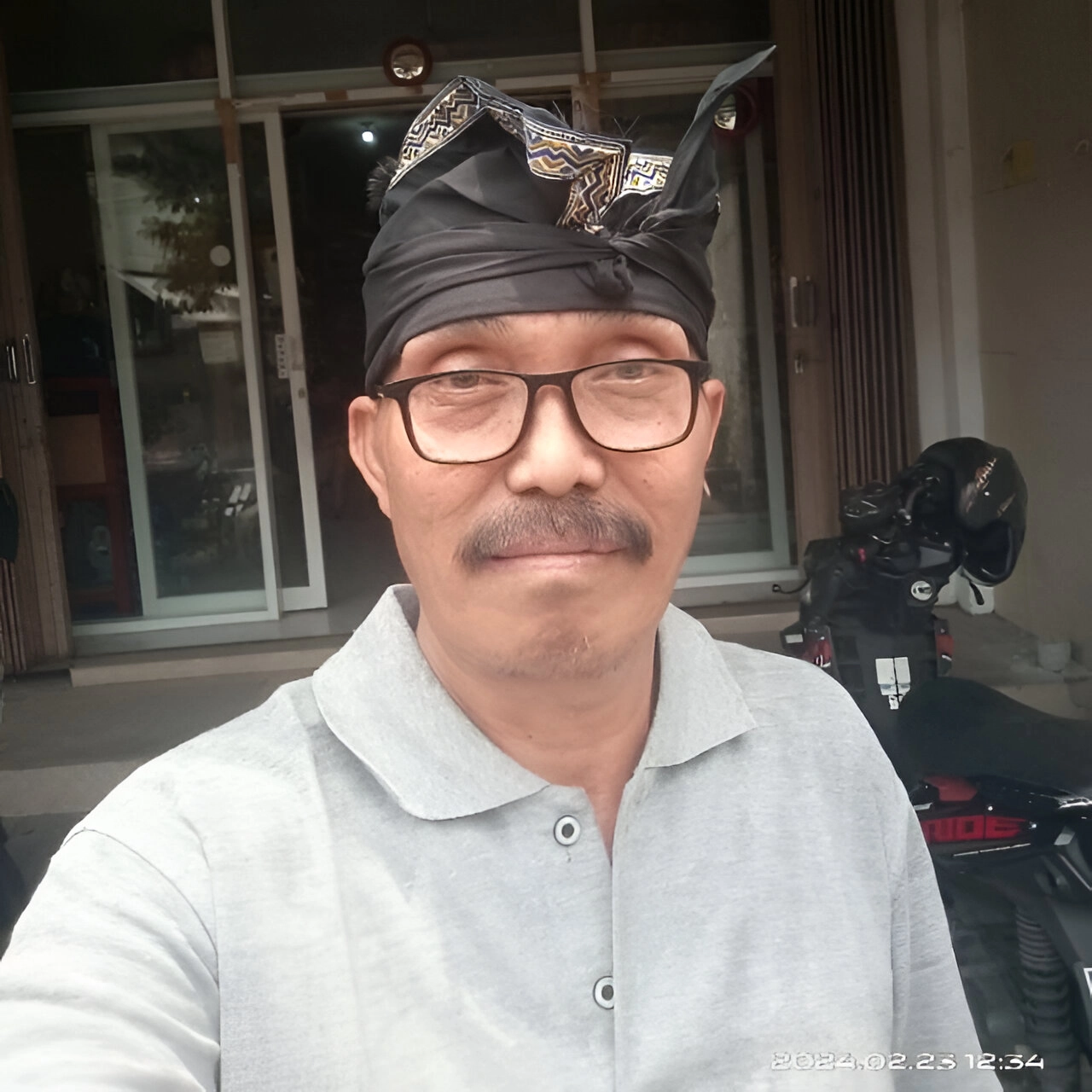 About Robby Bali Traveling